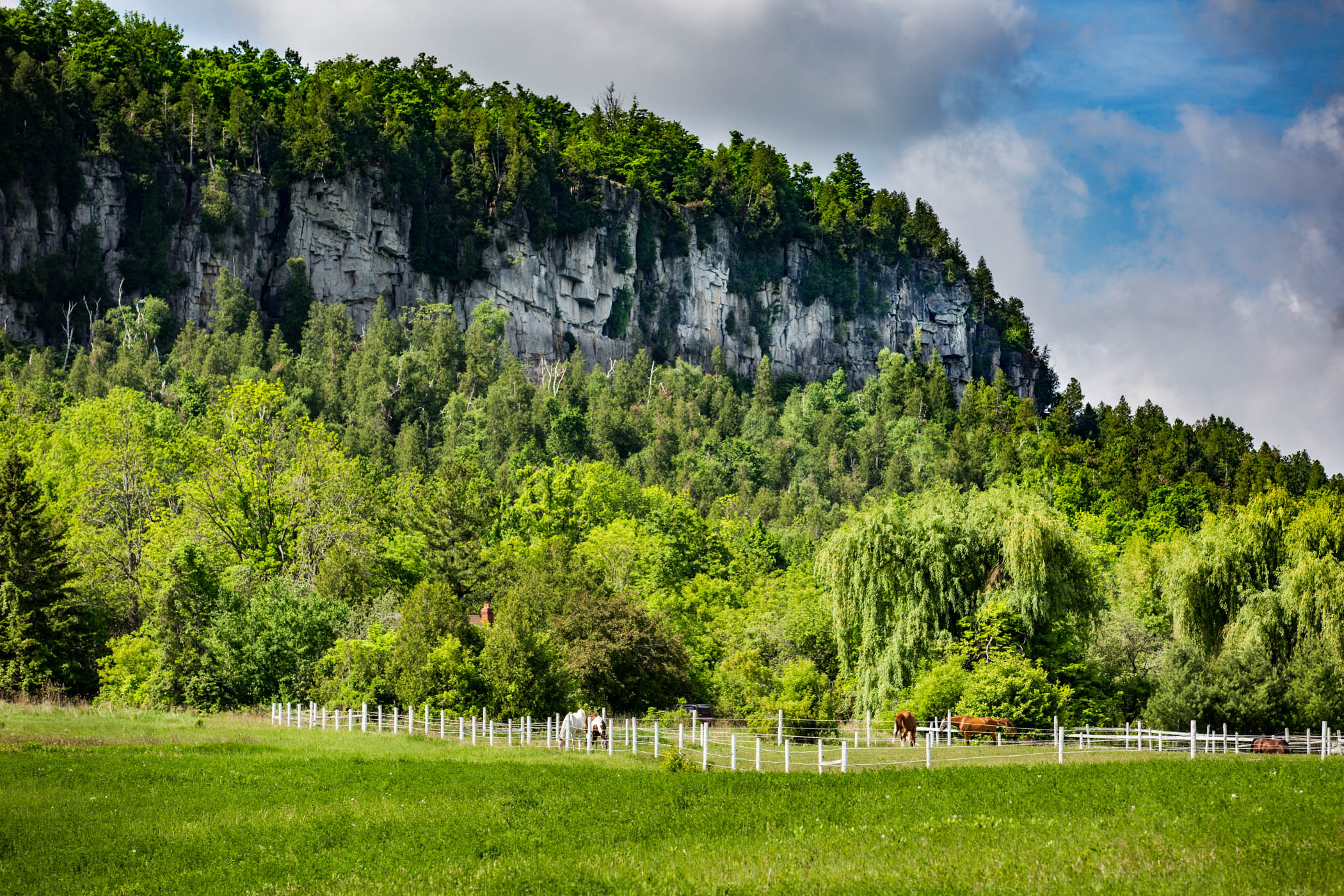 Rural Burlington Homes For Sale, Property Values, Best Schools, Commute