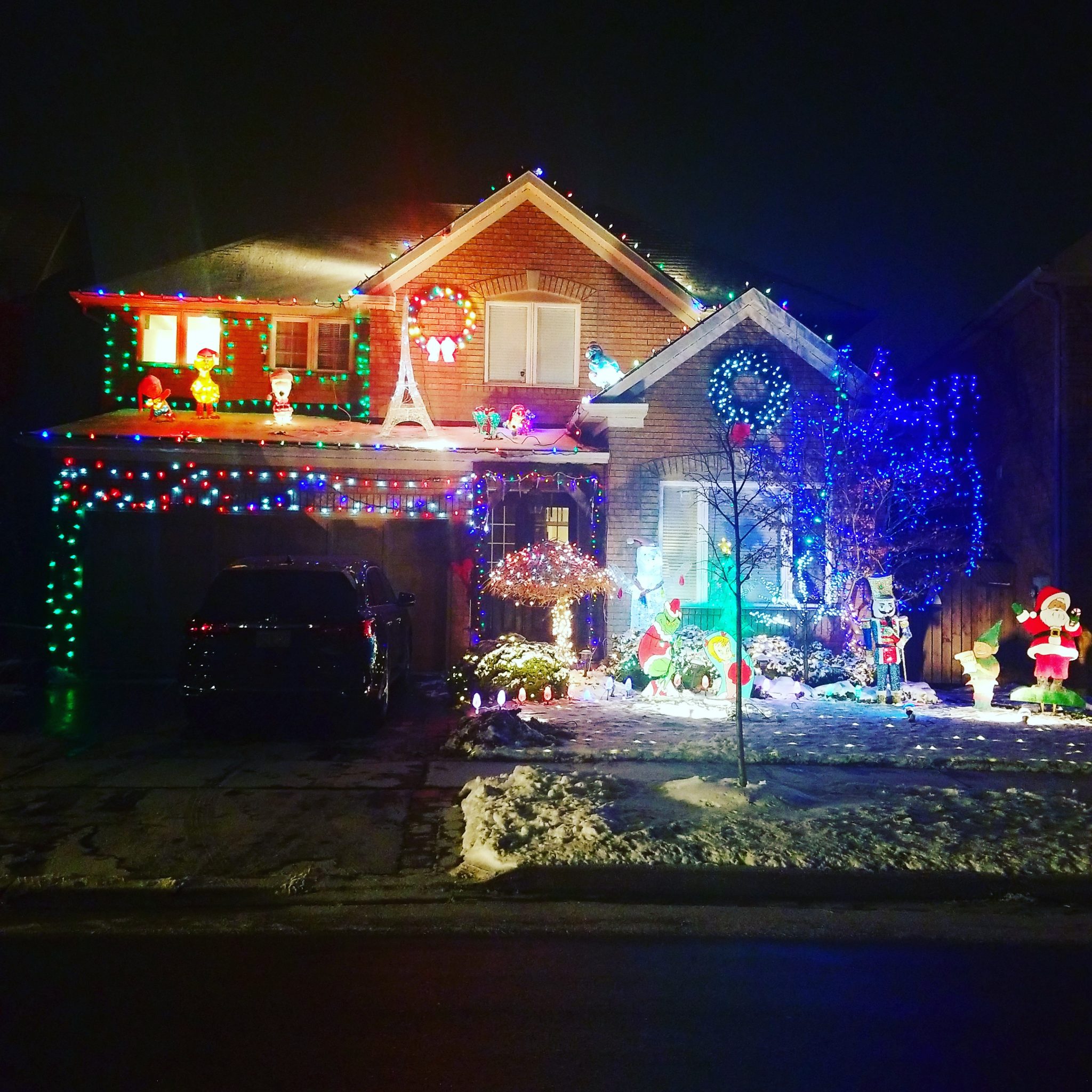 The 5 Best Neighbourhoods in Burlington for Christmas Lights