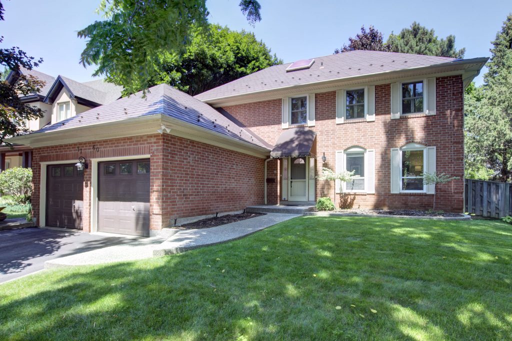 Prestigious Mississauga Family Home