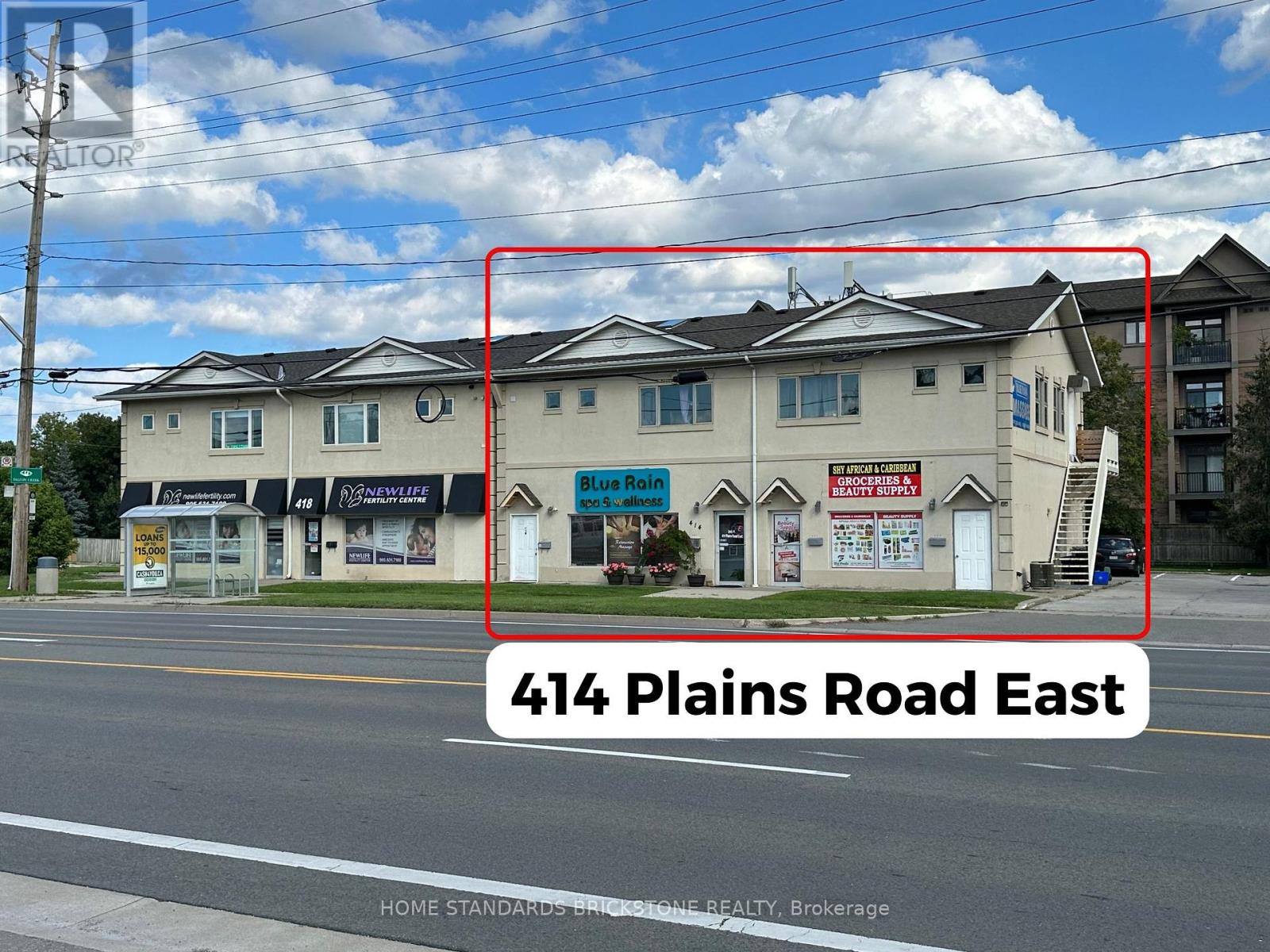 414 Plains Rd E, Burlington, Ontario  L7T 2C8 - Photo 2 - W8050392