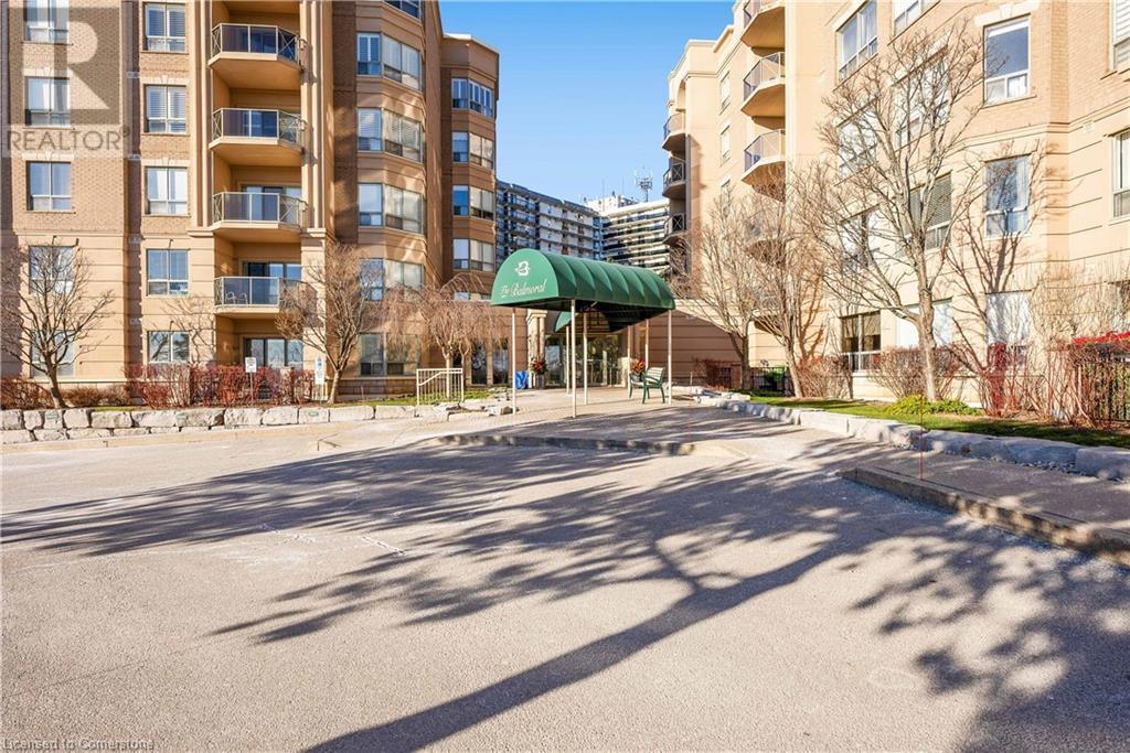 2075 AMHERST HEIGHTS Drive Unit# 402, burlington, Ontario