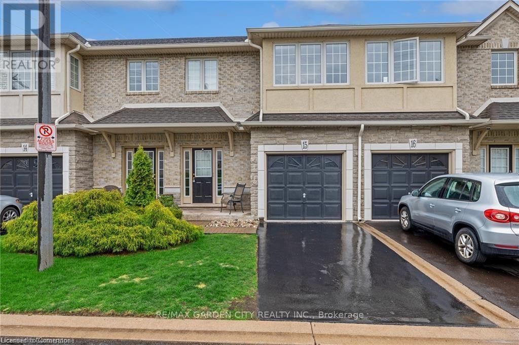 1375 STEPHENSON Drive Unit# 15, burlington, Ontario