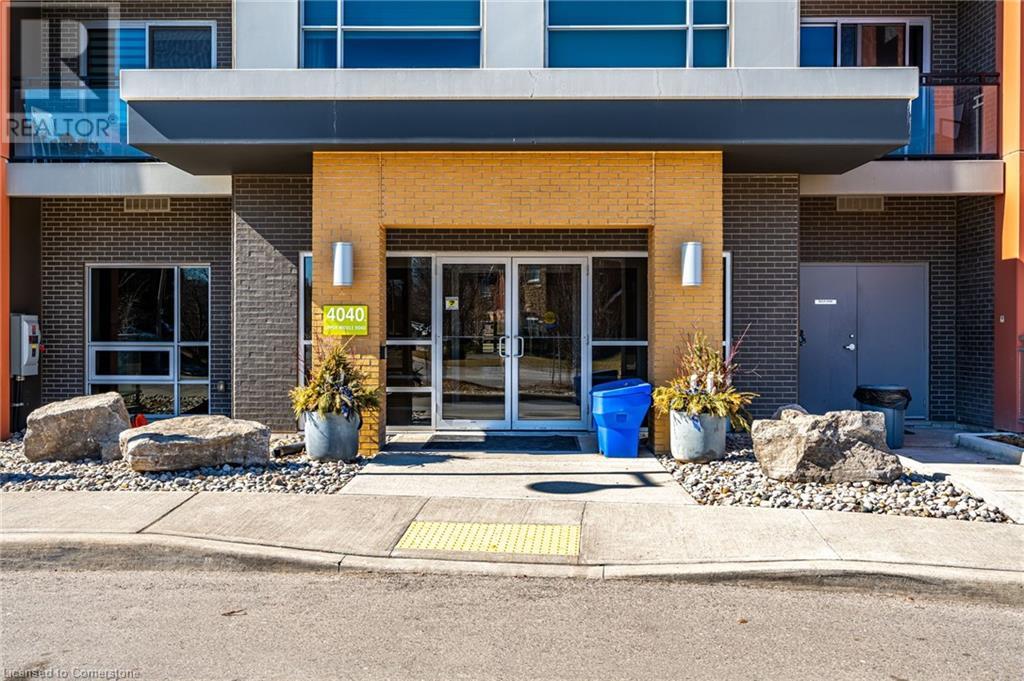 4040 UPPER MIDDLE Road Unit# 102, burlington, Ontario