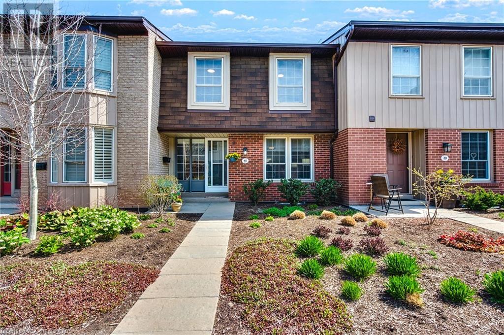 3041 GLENCREST Road Unit# 40, burlington, Ontario