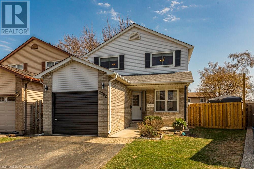 2202 PEMBROKE Court, burlington, Ontario