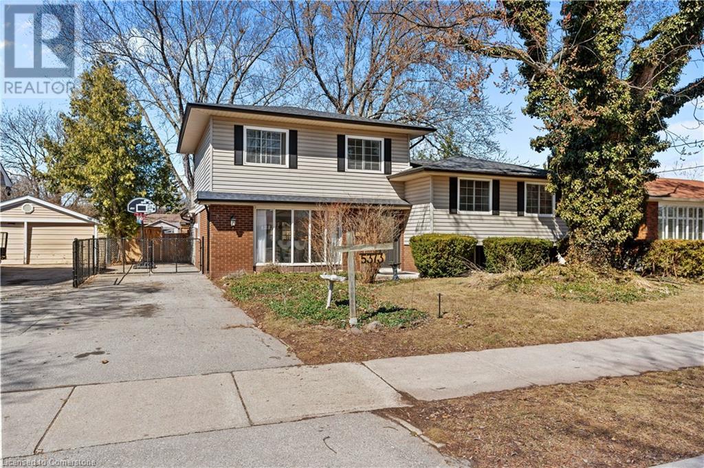 5373 SPRUCE Avenue, burlington, Ontario