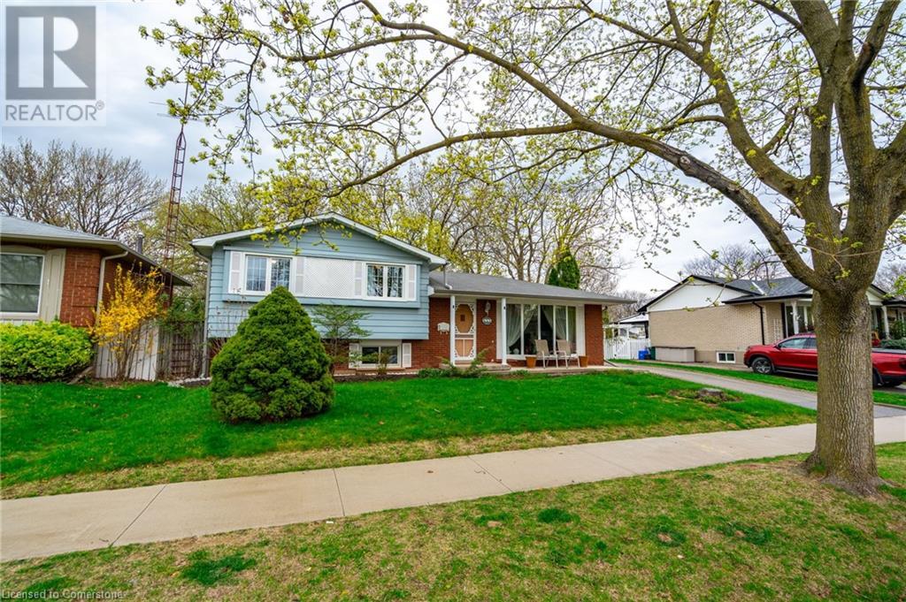 611 WOODVIEW Road, burlington, Ontario
