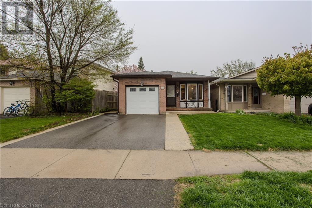 2218 LEOMINSTER Drive, burlington, Ontario