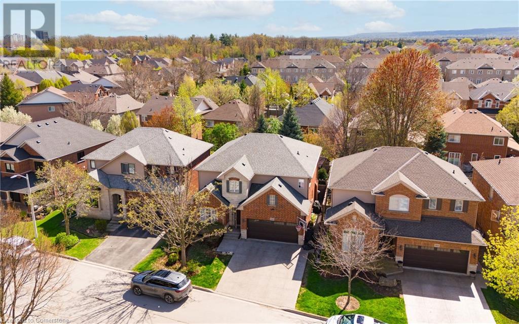 5449 VALLEYHIGH Drive, burlington, Ontario