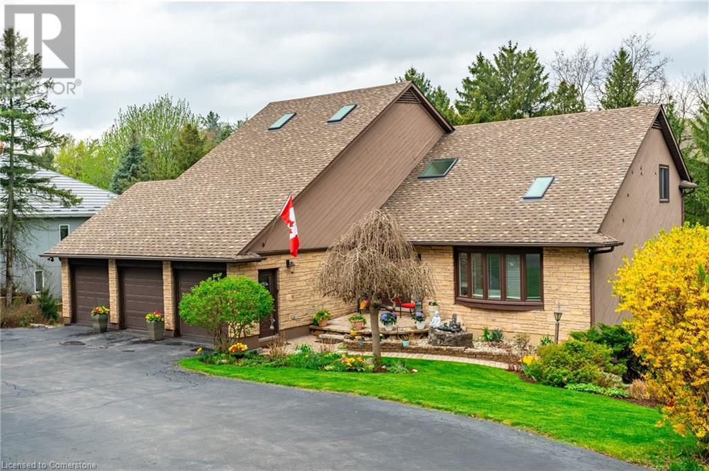 1962 SNAKE Road, burlington, Ontario