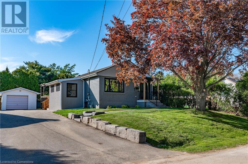 1041 SHEPHERD'S Drive, burlington, Ontario