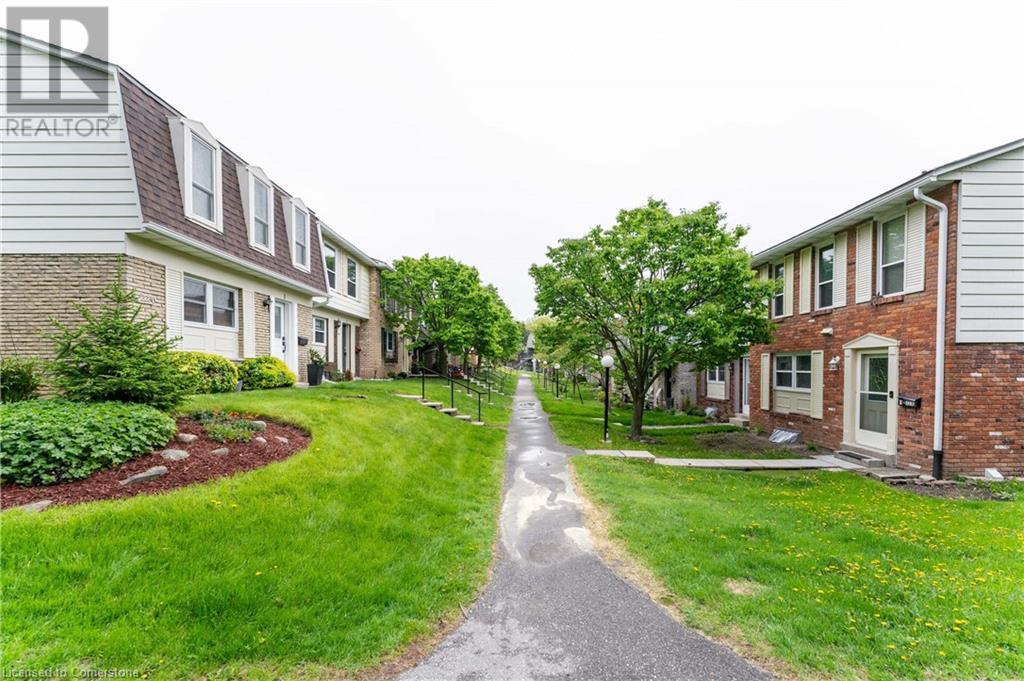 2230 UPPER MIDDLE Road Unit# 4, burlington, Ontario