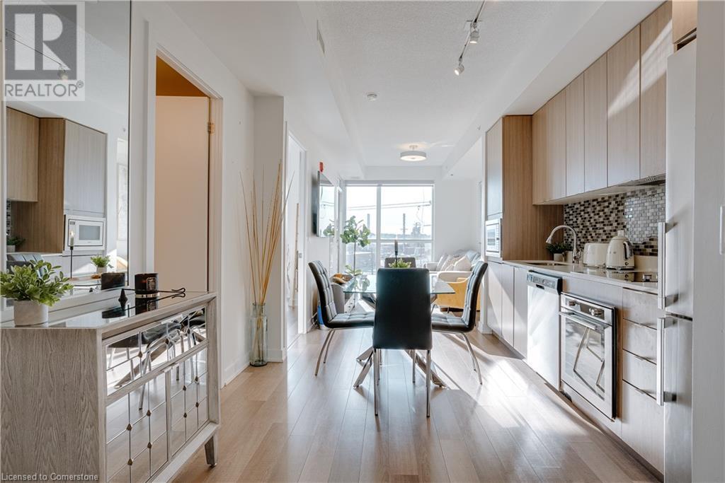 5230 DUNDAS Street Unit# 527, burlington, Ontario