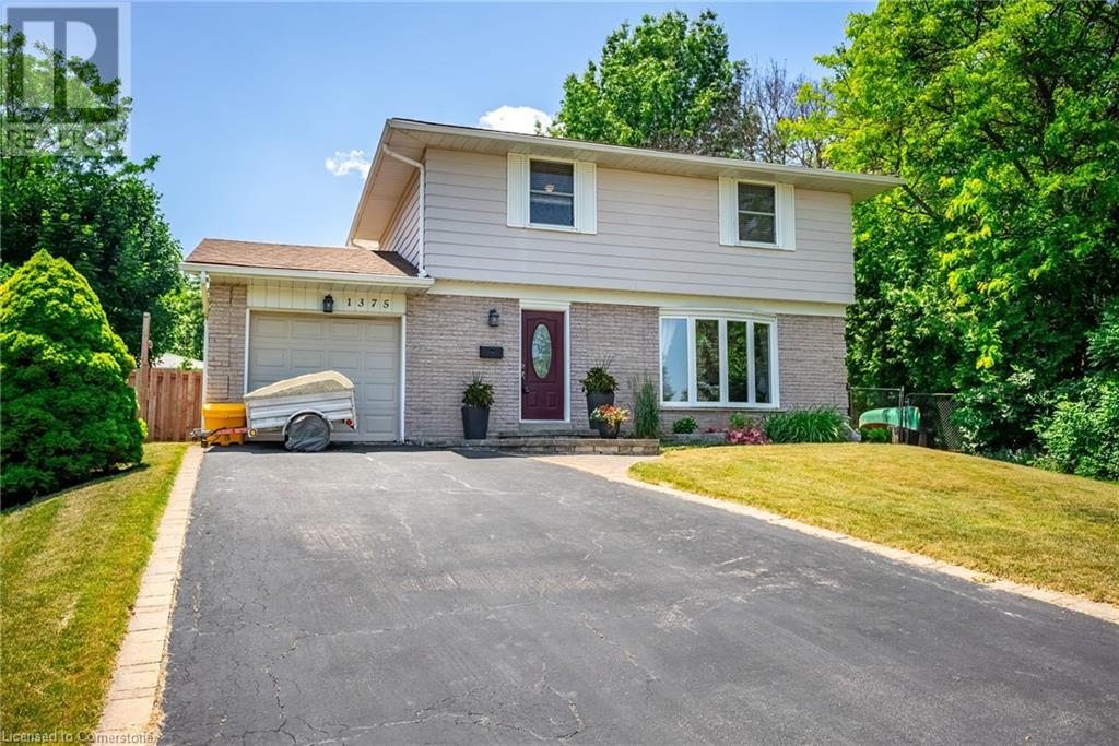 1375 CHRISTINA Court, burlington, Ontario