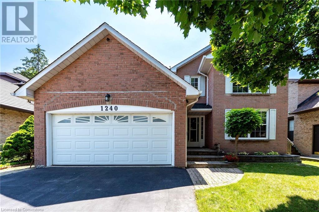 1240 HAMMOND Street, burlington, Ontario
