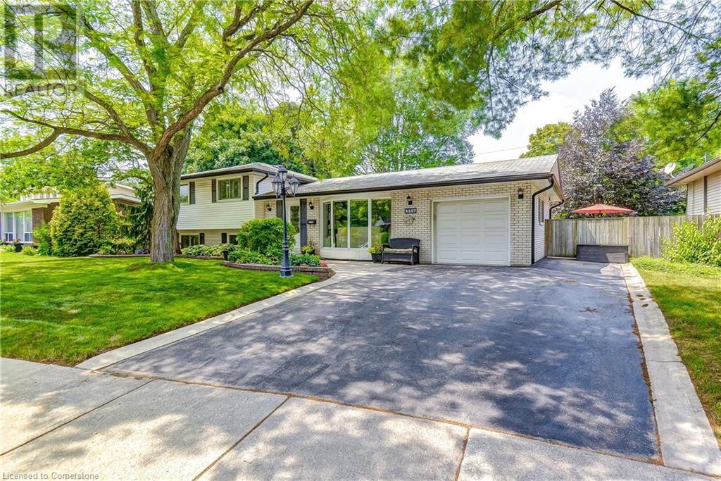 5107 SPRUCE Avenue, burlington, Ontario