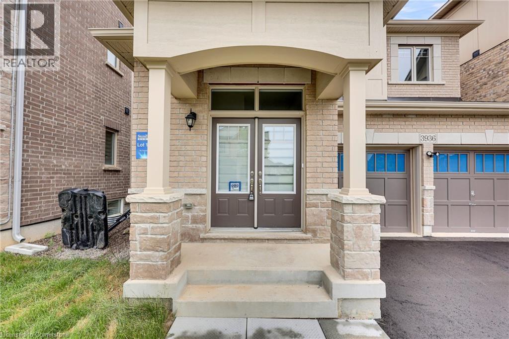 3936 LEONARDO Street, burlington, Ontario