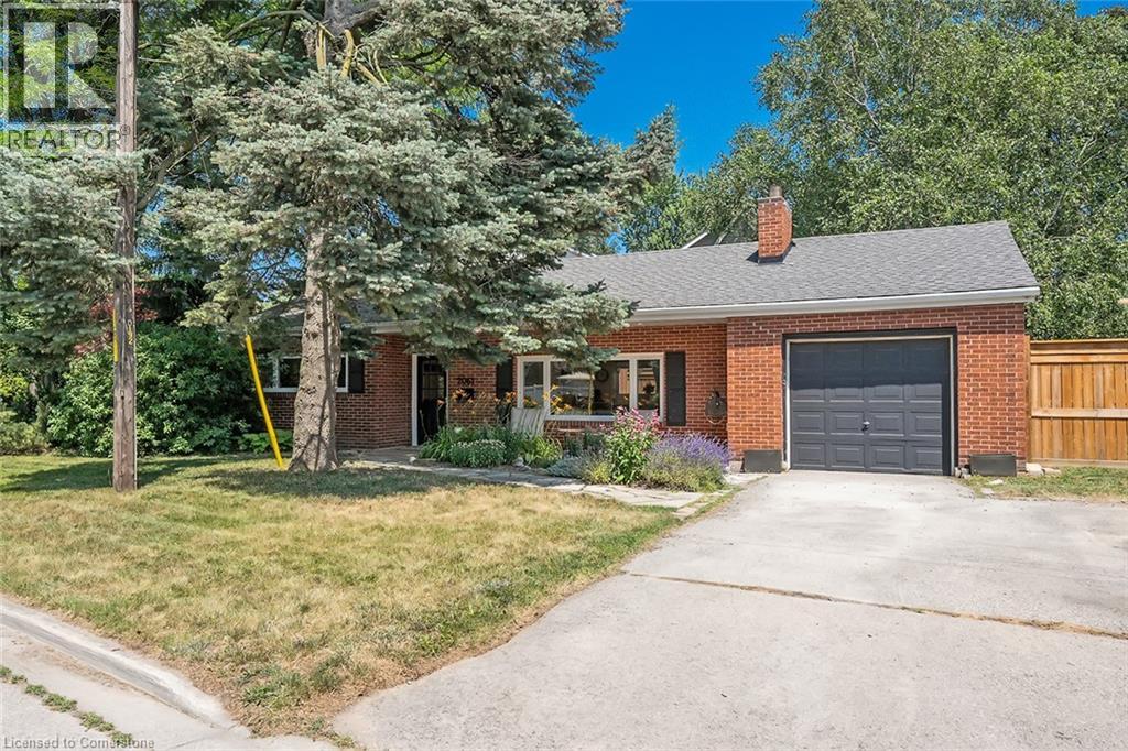 2061 HALTON Place, burlington, Ontario