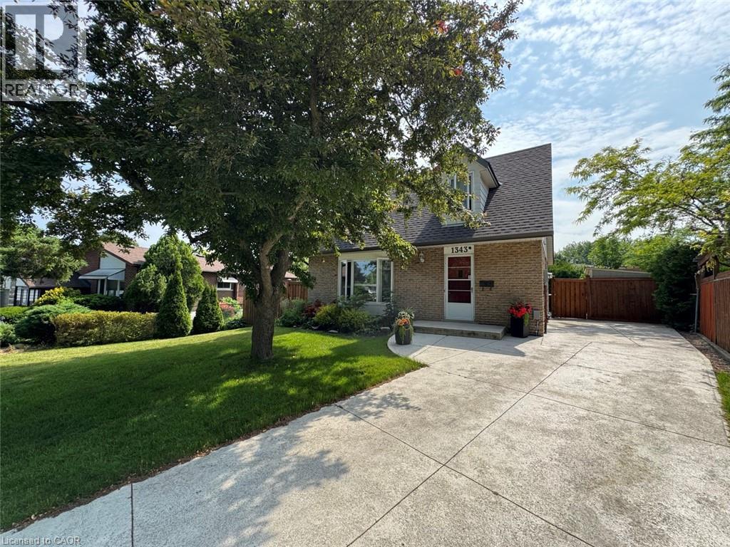 1343 JANINA Boulevard, burlington, Ontario