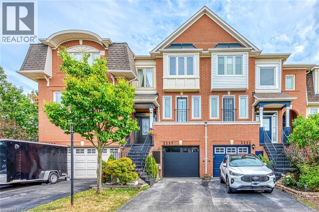 2237 PRESCOTT Place, burlington, Ontario