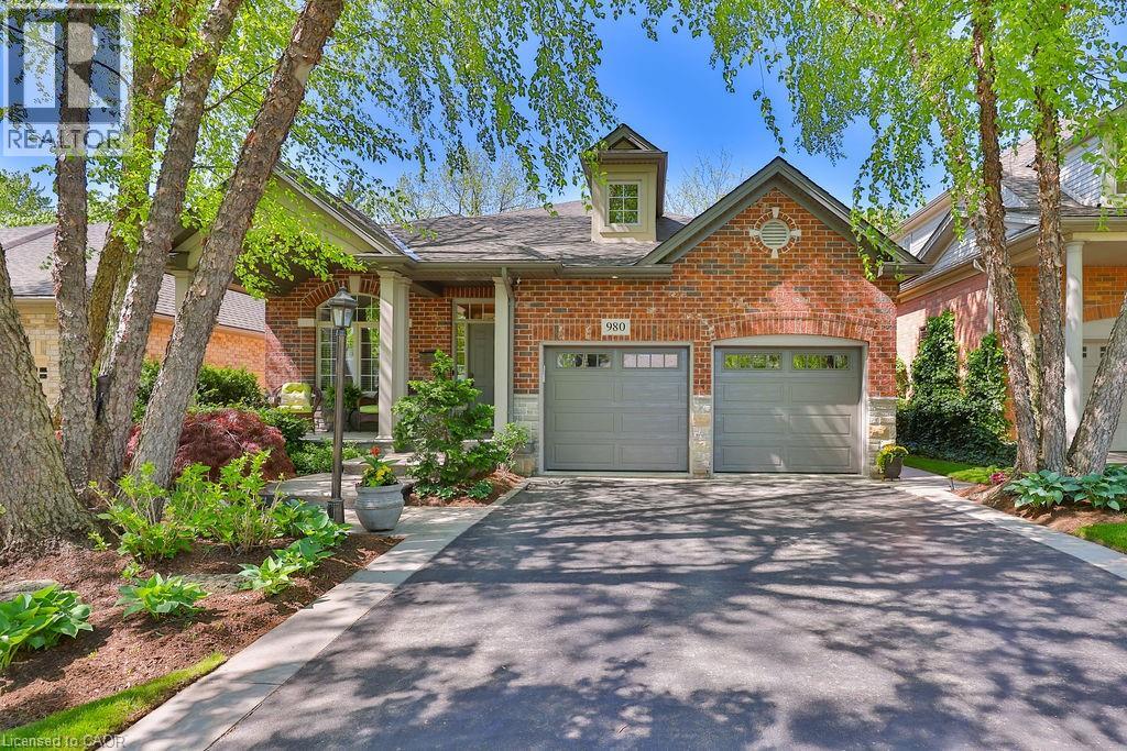 980 GORTON Avenue, burlington, Ontario