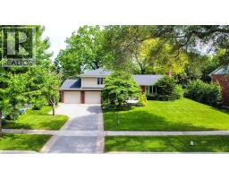 203 PENN Drive, burlington, Ontario
