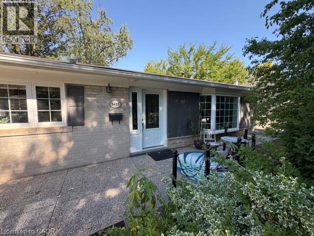 5433 SPRUCE Avenue, burlington, Ontario