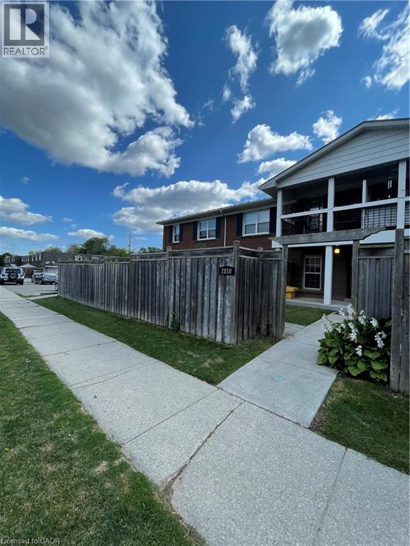 2010 BLUEFIELDS Drive Unit# 5, burlington, Ontario