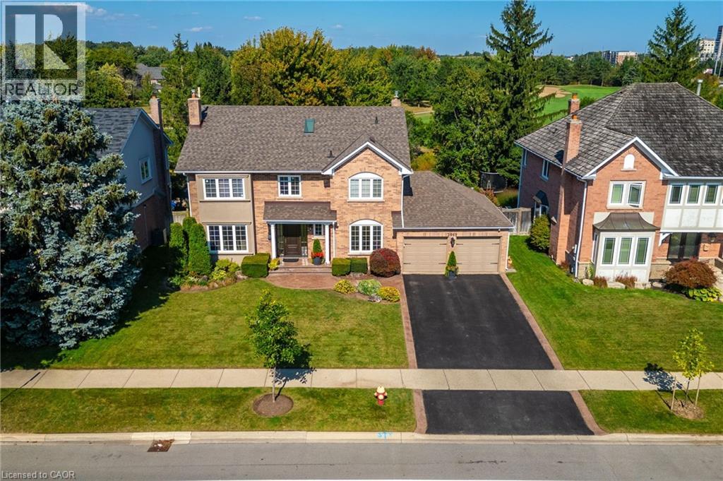 2049 COUNTRY CLUB Drive, burlington, Ontario
