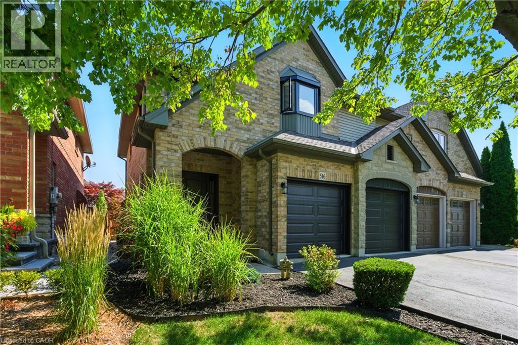516 SANDCHERRY Drive, burlington, Ontario
