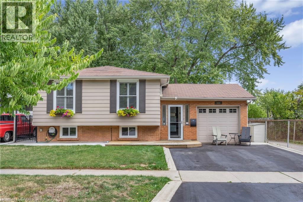 551 CHAMBERLAIN Road, burlington, Ontario