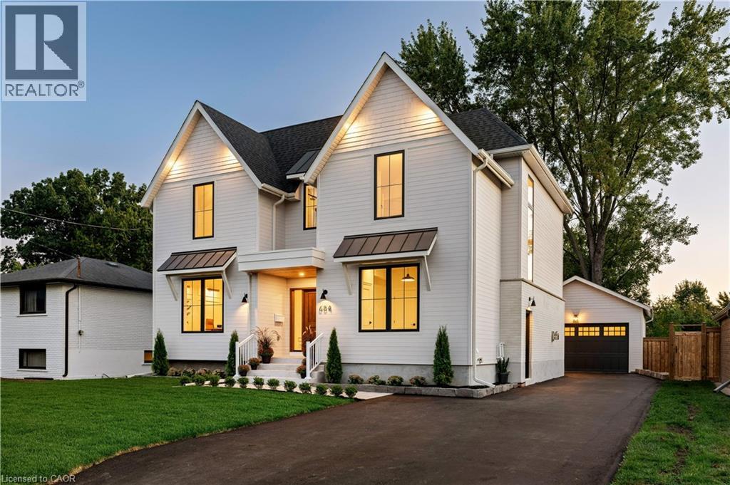 684 PEELE Boulevard, burlington, Ontario
