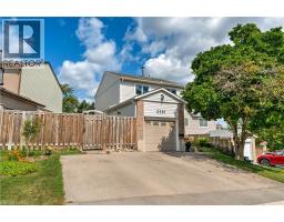 2261 LEOMINSTER Drive, burlington, Ontario